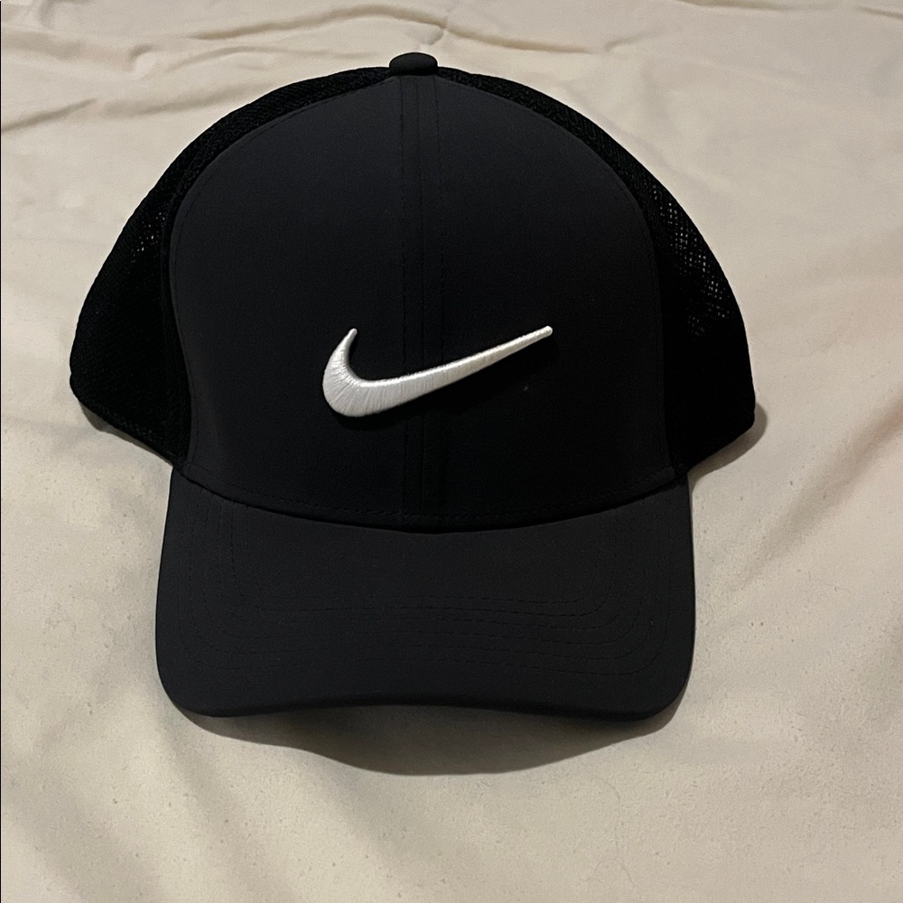Nike Navy Blue Hat with White Swoosh